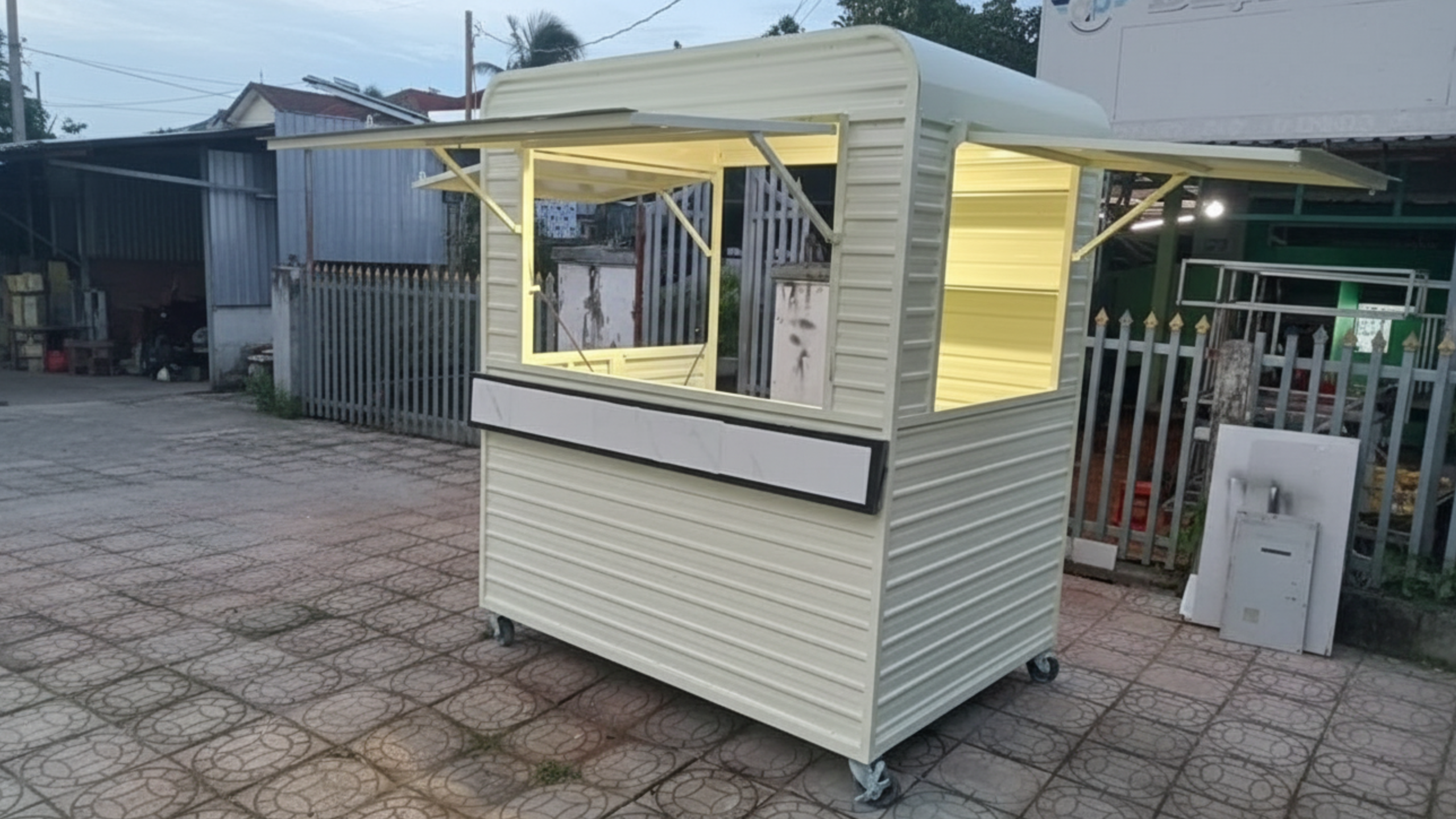 Booth Container Custom 